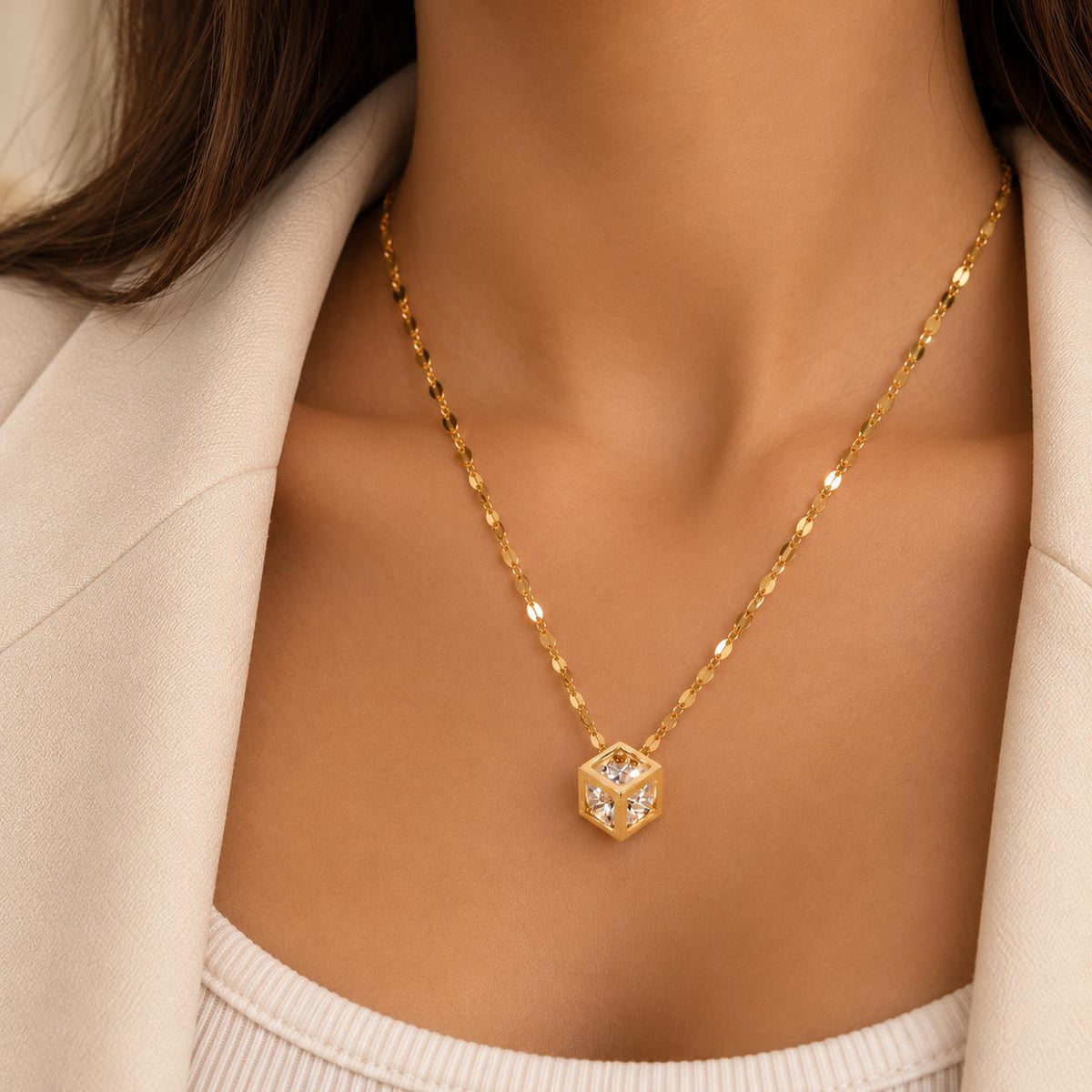 Collier Cube
